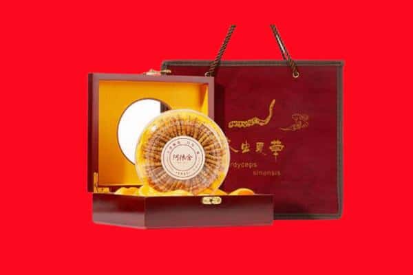收购资讯:龙潭区回收冬虫夏草是按克吗